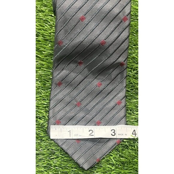 Brioni Striped Tie Silver Hand Made 100% Silk Tie Italy Mens Luxury 3.5 X 58 - Picture 4 of 14